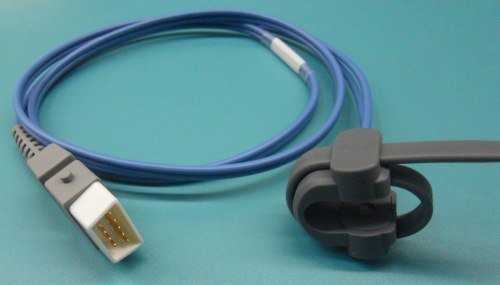 Датчик M-50C для новорожденных и детей оснащен кабелем и стандартным штекером для подключения к пульсоксиметру